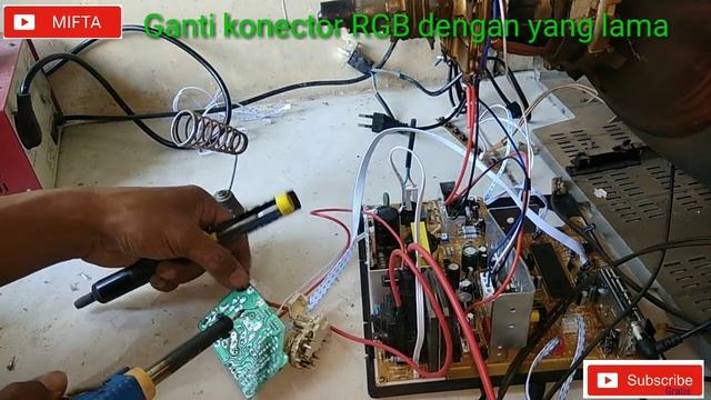 Step by Step mengganti mesin Tv Thosiba Bomba dengan mesin china WCOM by mifta смотреть онлайн