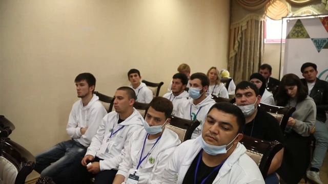 Махмуд-Али Калиматов встретился с участниками международного экологического форума «MAGAS2021» смотреть онлайн