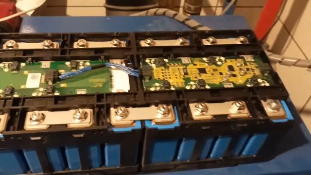 Bateria ogniw LEV50 смотреть онлайн