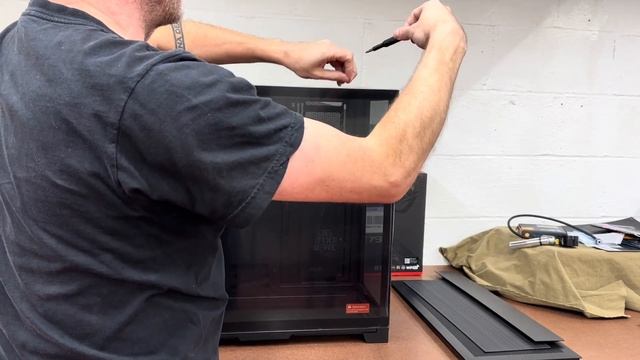 Lian Li O11 Dynamic EVO XL Unboxing And Impressions.
