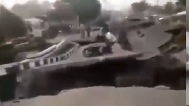 Indonesia Earthquake Today Saturday, 10 April 2021 | Indonesia quake kills 8 in Java. смотреть онлайн