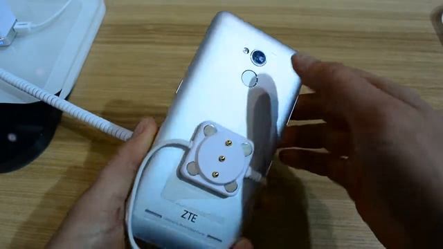 ZTE Blade V7 lite MWC 2016 смотреть онлайн