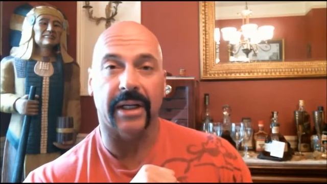 Caldwell Cigars Long Live the King Lock Stock смотреть онлайн