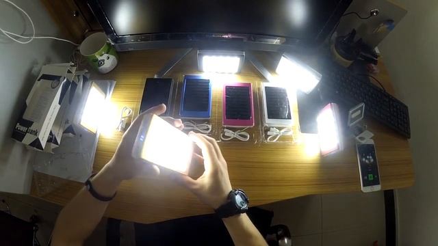 Power Bank оптом из Китая Обзор и тестирование Солнечного Power bank смотреть онлайн
