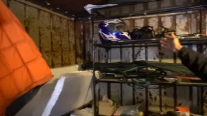 Купили на аукционе ржавый гараж за 80 тысяч рублей, а там куча техники...
