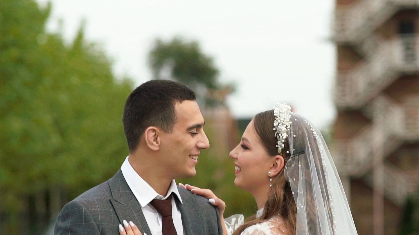 Свадебный клип Владимира и Софьи 17.09.22 смотреть онлайн