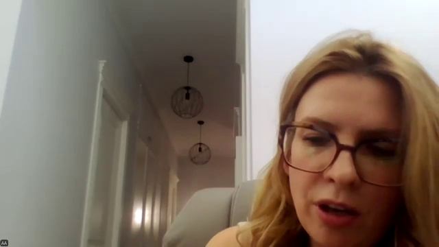 Анна Адрианова (Москва) «Библиотерапия и терапевтический эффект комьюнити»