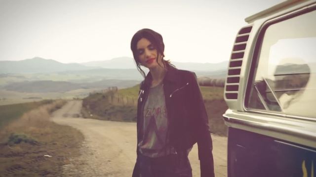 Patrizia Pepe presents: Indie Rock Capsule Collection смотреть онлайн