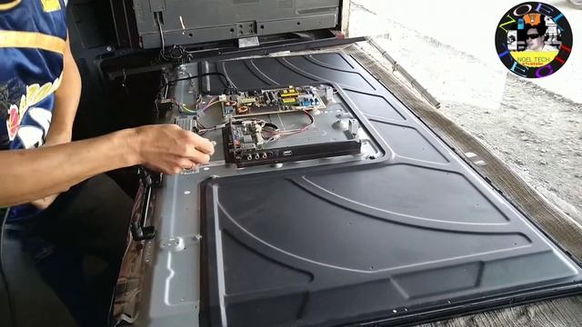 HISENSE LED TV 50D36 FLICKERING and BACKLIGHT PROBLEM HOW TO FIX смотреть онлайн