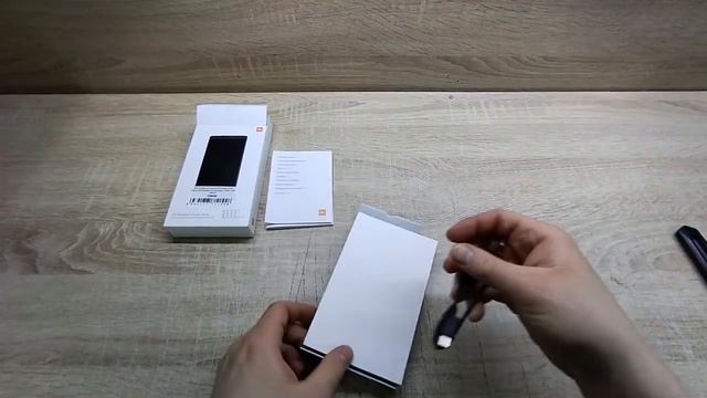 Распаковка внешнего аккумулятора (Power Bank) Xiaomi Mi Wireless Power Bank 10000 MAh