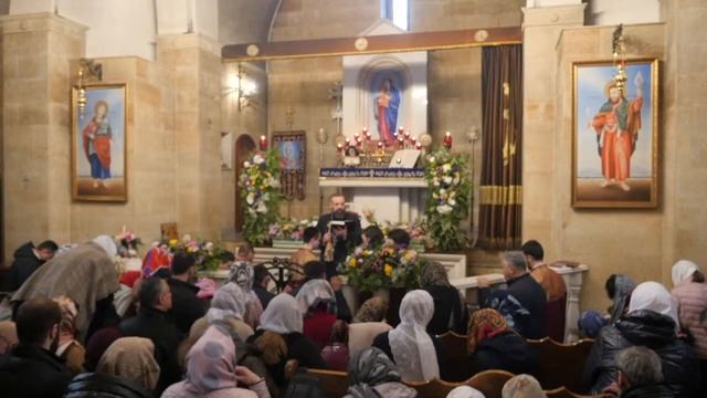 Исповедание грехов перед Пасхальной литургией в церкви "Сурб Аменапркич" Н.Новгорода. 17.04.2022 смотреть онлайн