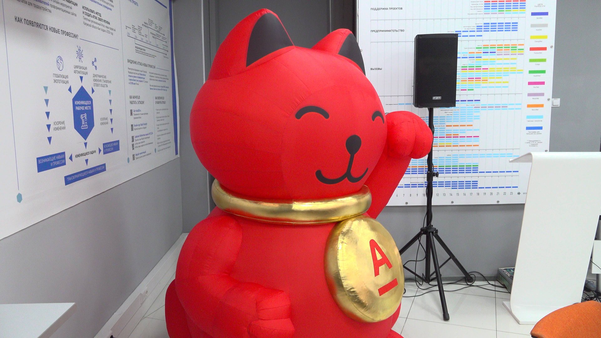 Студенты ВВГУ сразились в интеллектуально-развлекательной битве «Квиз, плиз!» смотреть онлайн