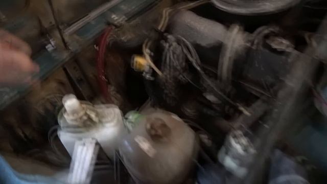 Вадим Шлак начал чинить реактивный жигуль, чтобы он полетел!