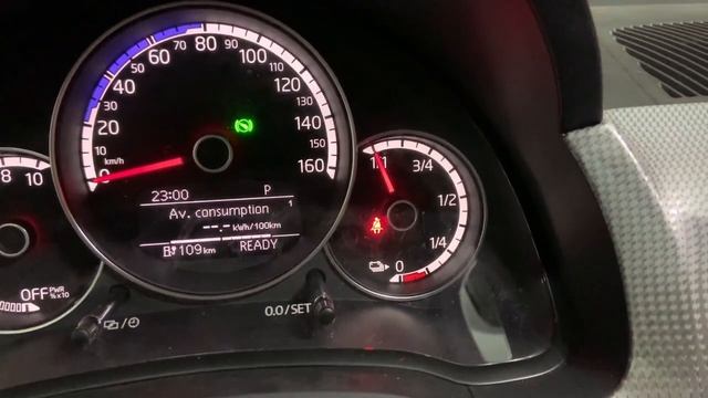 How to easily calculate battery percentage using analog gauge on VW e-up смотреть онлайн