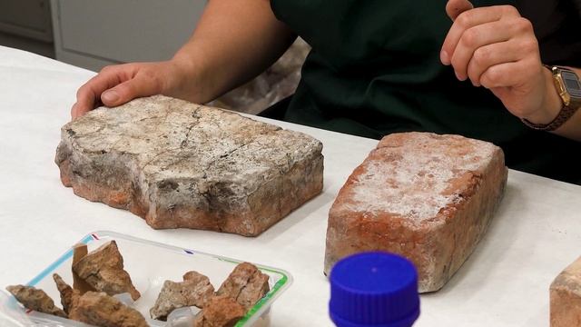 Реставрация гончарного горна. Второй этап. Укрепление кирпичей смотреть онлайн