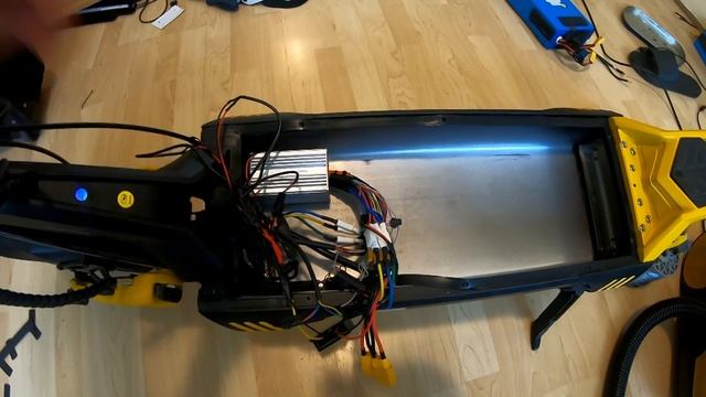 Vsett 10+ Mantis pro vezérlővel смотреть онлайн