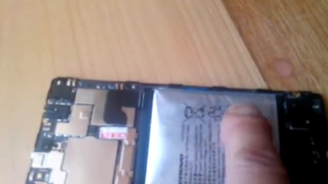 Вздутая батарея в новом Lenovo Vibe X2 смотреть онлайн