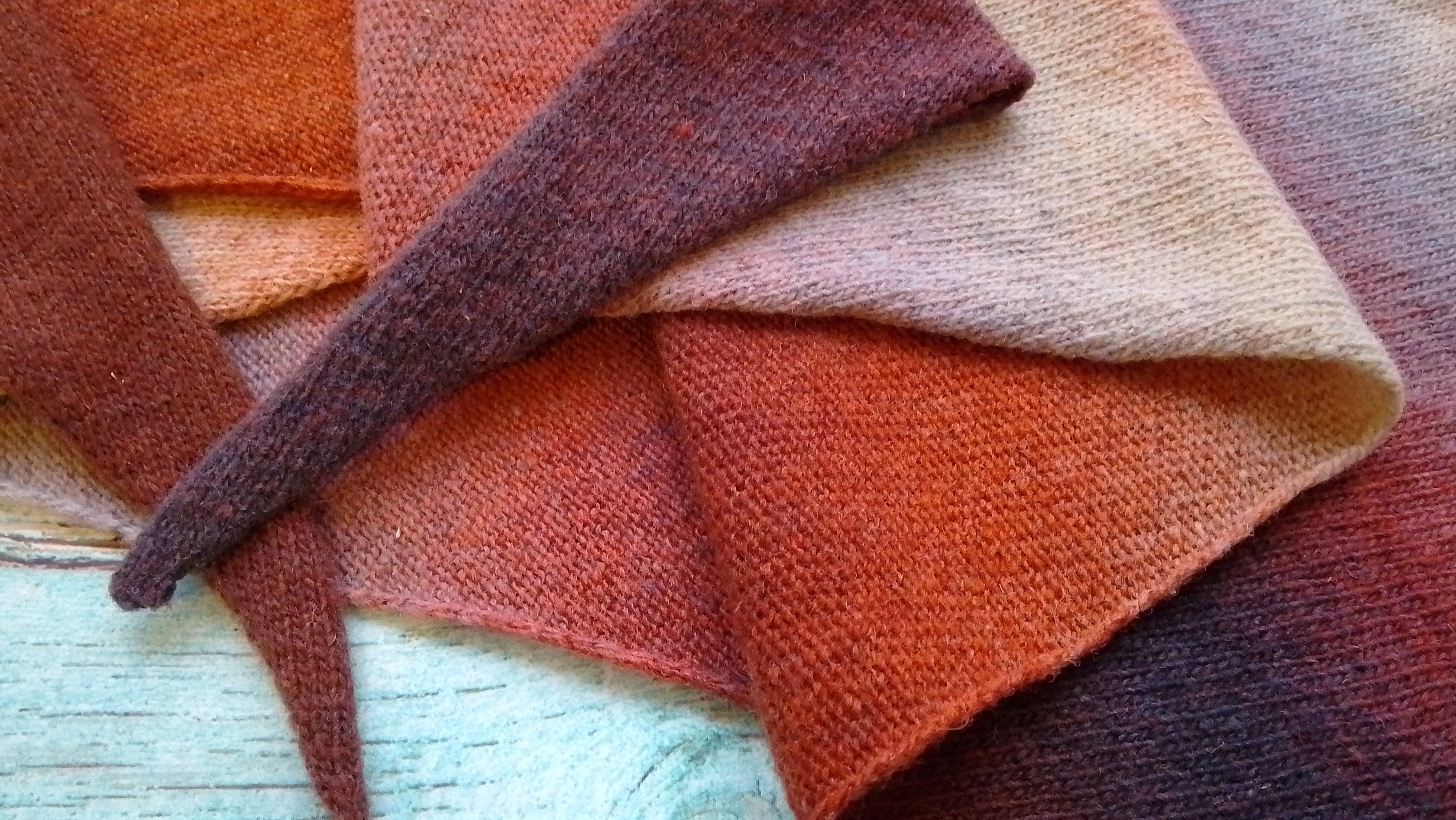 Бактус из Дундаги на машине / детские шапки. смотреть онлайн