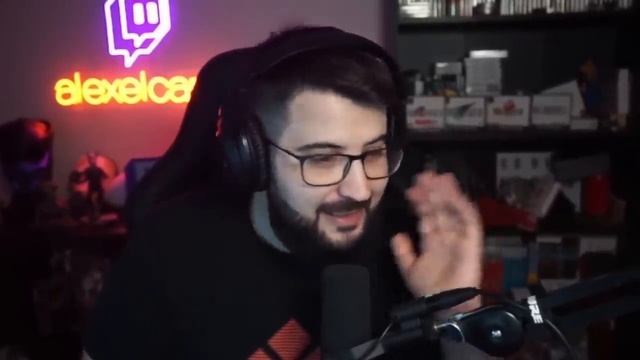 ALEXELCAPO y el ERROR del CONTENIDO ESPAÑOL (debate idiomas) | mejores momentos смотреть онлайн