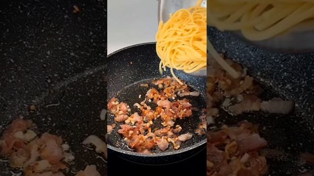 ПАСТА КАРБОНАРА С КАЛЬМАРОМ🥓🦑