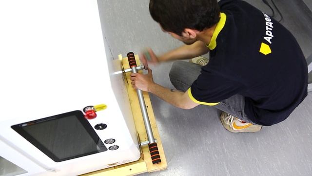 Распаковка нового ADM SYSTEM X5 Rus в лаборатории Артдент