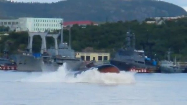 Показать тебе наши ракеты