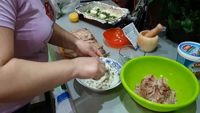 СКУМБРИЯ В ДУХОВКЕ.Без костей.#mackerel #скумбрия#рыба в духовке смотреть онлайн