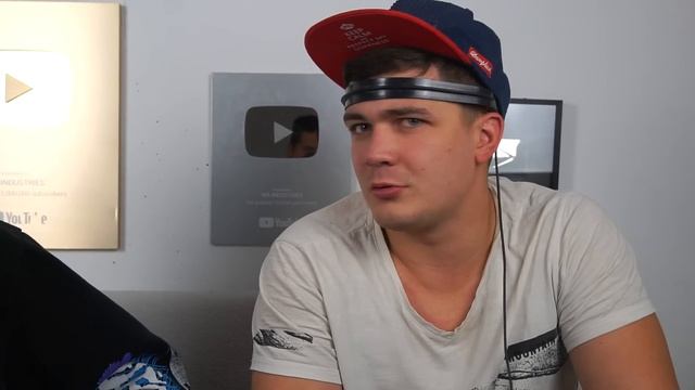 Проверили на детекторе лжи Виа, чтобы узнать про реактивную восьмерку и призраков!