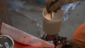 Сделали маскировку буханке, чтобы нас не заметили  Красим буханку!