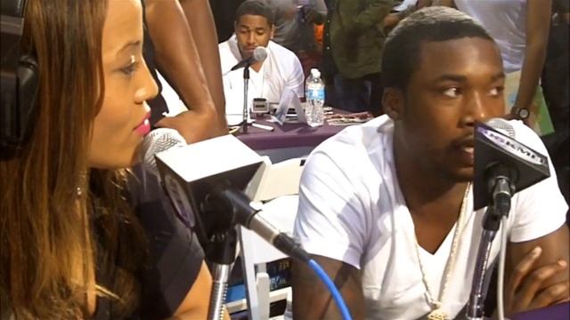 Meek Mill interviews with Shay Diddy of 106 KMEL on BET Awards 2012 смотреть онлайн