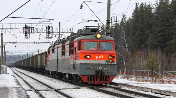 Грузовое движение  -_- (madadev.ru) от 03.11.2024.