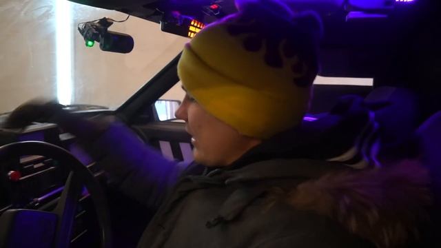 Открыли багажник реактивной восьмерки, а там...