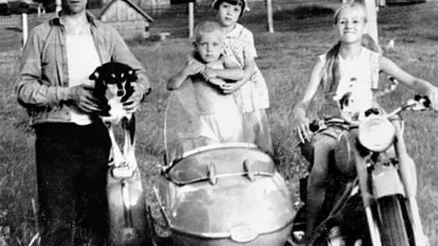 У КАЖДОГО ИЗ НАС НА СВЕТЕ ЕСТЬ МЕСТА КУДА ПРИХОДИМ МЫ... смотреть онлайн