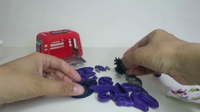 Конструктор "Dinosaur world. Динозавр в переноске", бренд Explore смотреть онлайн