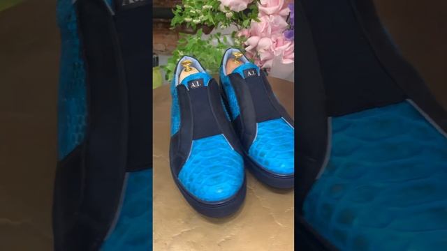 Кеды на резинке из питона смотреть онлайн