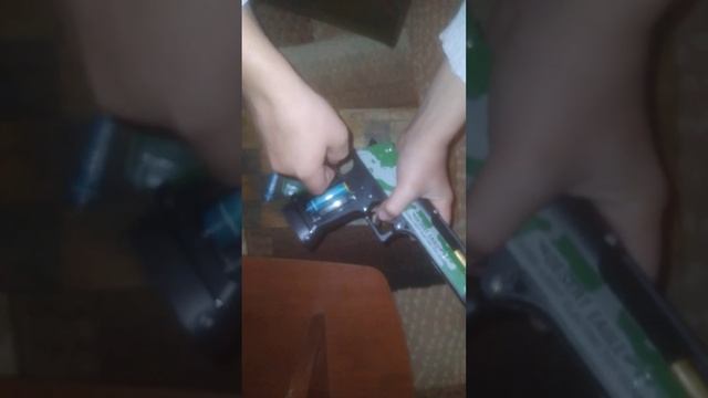 обзор на пистолет на батарейках