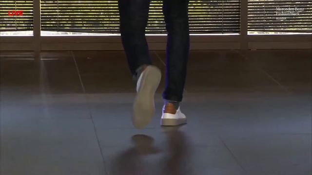Sari Spazio Showroom: Hand Picked, Pantofola d'Oro (Италия / Italy) смотреть онлайн
