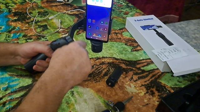 Стабилизатор трех осевой 3-Axis Gimbal смотреть онлайн