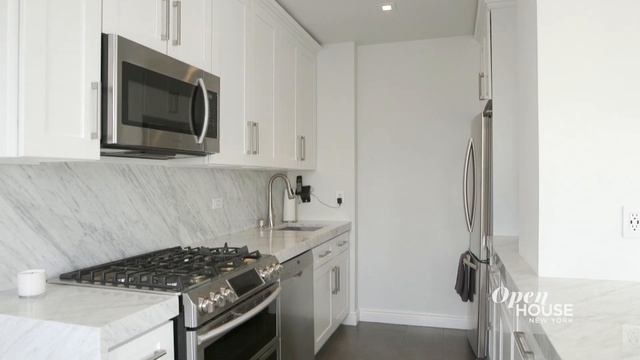 RHONY's Ramona Singer's Iconic Upper East Side Apartment | Open House TV смотреть онлайн