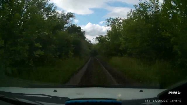 По грязи , на Ларгусе .