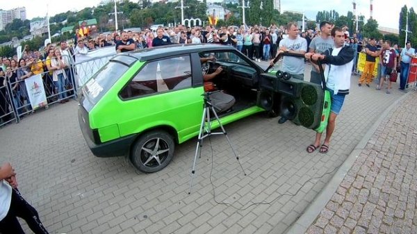 ГРОМКИЙ ВАЗ 2108 КУПЕ | БИТВА ФРОНТОВ | LFest соревнования по АВТОЗВУКУ