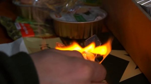 24 часа выживаем в корабле миллионера подо льдом!