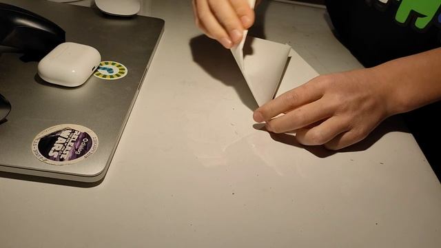 Хлопушка из бумаги.