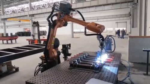 Запуск роботизированной ячейки для сварки узлов сельхозтехники на предприятии в Воронеже