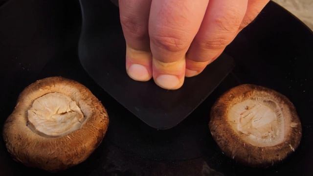 Шиитаке под сыром