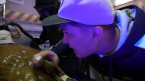 Прыгун показал нам, где находится лаборатория Вадима Шлака