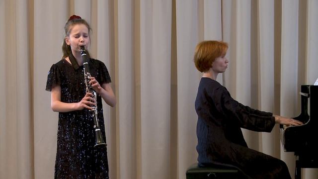 Н. Комаровский Импровизация - Воронина Настя смотреть онлайн