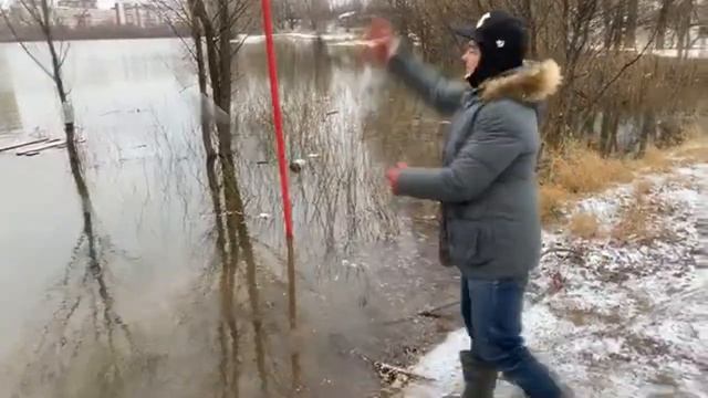 Магнитная рыбалка в прямом эфире | Куча жутких находок смотреть онлайн