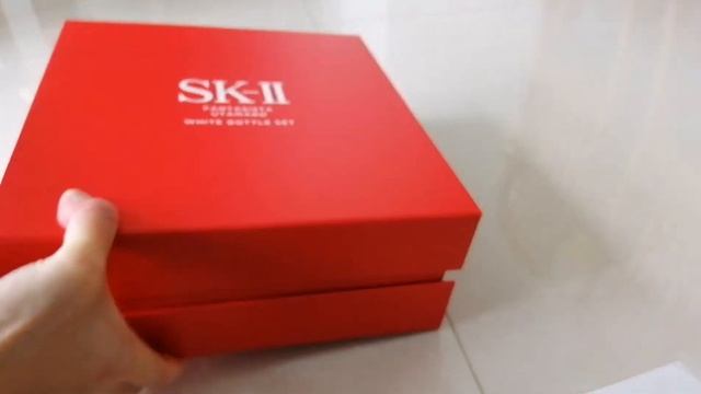 ASMR Unboxing SKII Limited Edition Fantasista Utamaro Skincare Set | Skincare Products | SKII保养护肤品开 смотреть онлайн