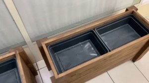 Деревянное кашпо уличное.